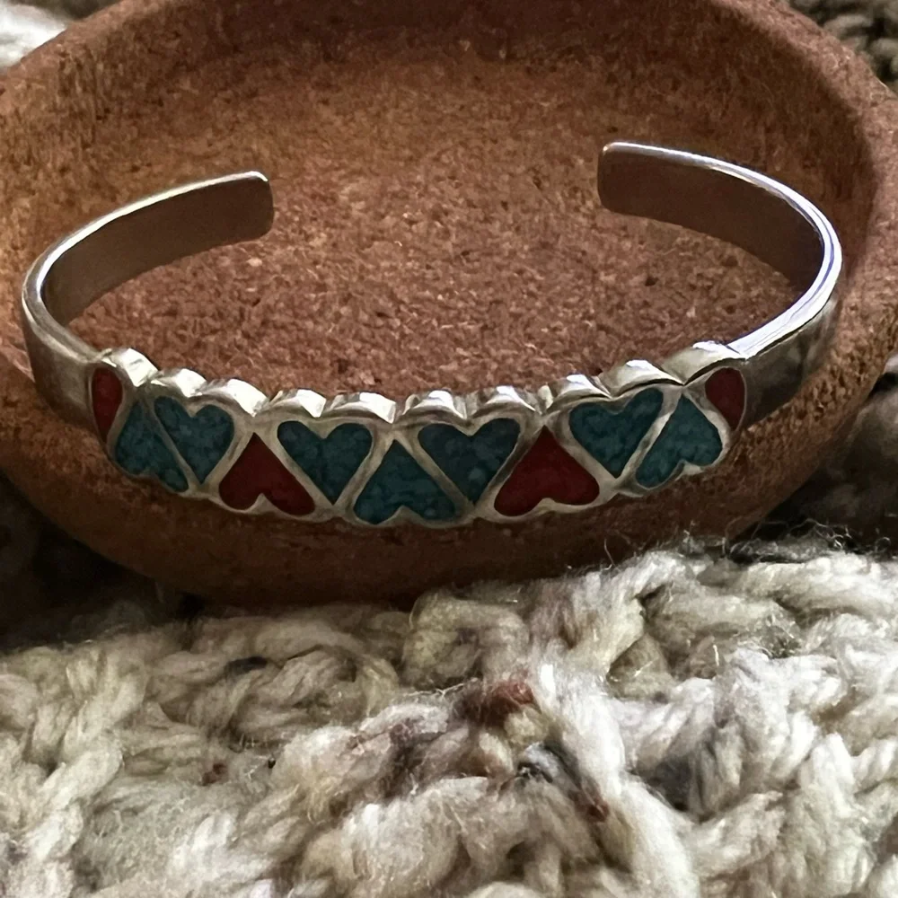 Native American Sterling Silver Zuni Heart Cuff  Bracelet with Turquoise